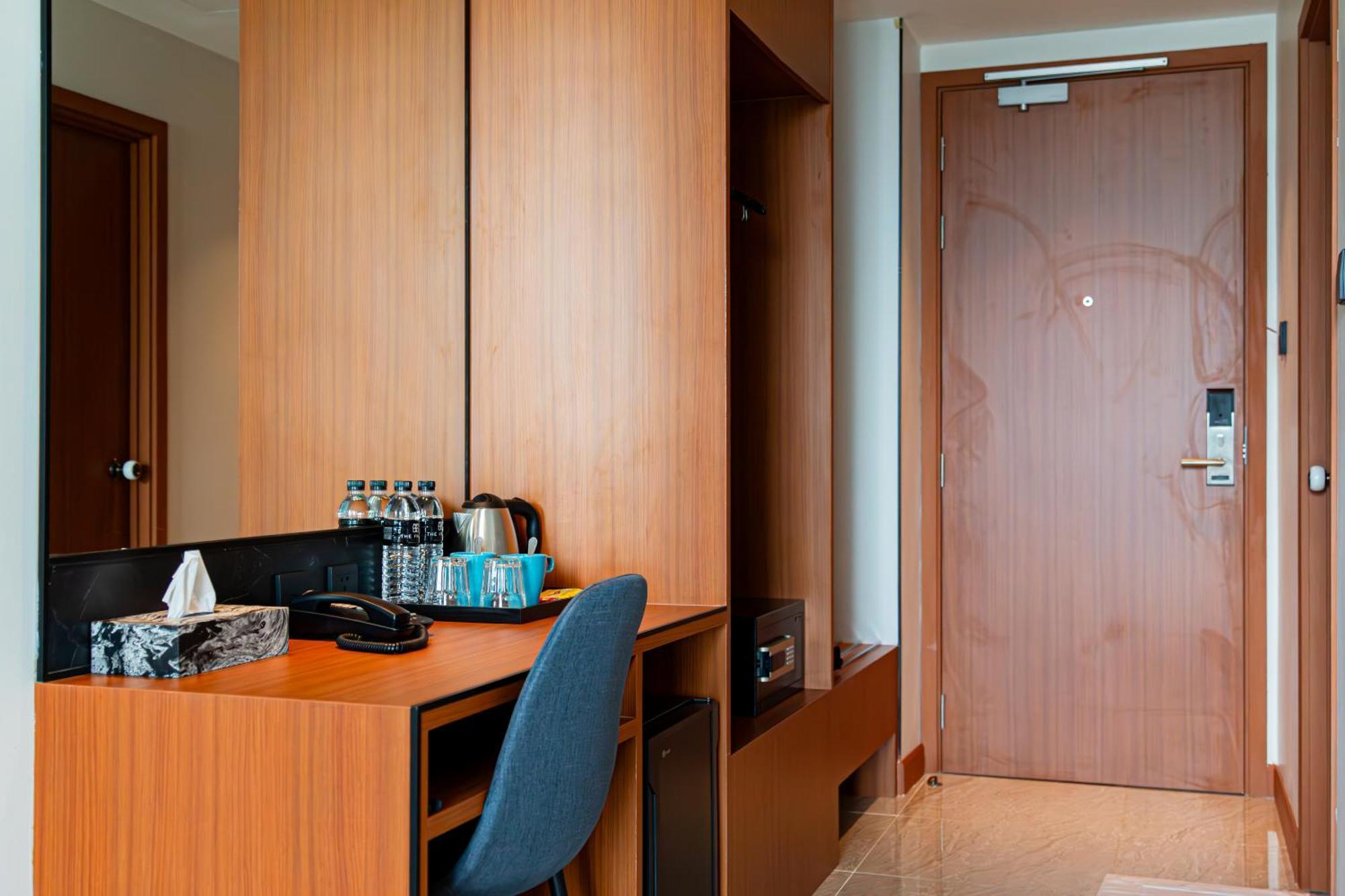 Frame Hotel Bangkok Esterno foto